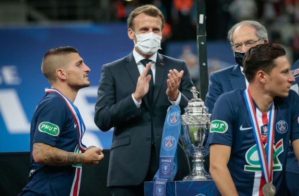 «Un dossier suivi de près» : Macron et le gouvernement au chevet des droits de la Ligue 1