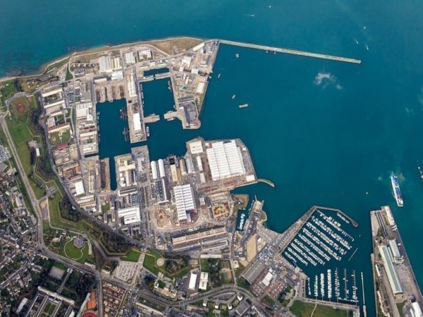 La base de défense de Cherbourg recrute des personnels civils
