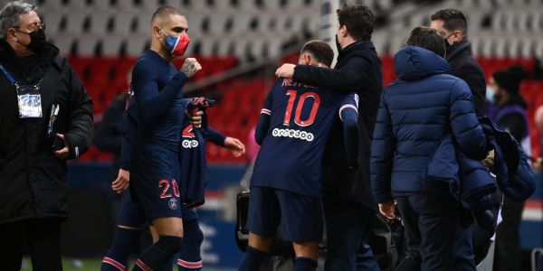 Ligue 1 : le PSG écrase Montpellier réduit à 10 et prend seul la tête du classement (4-0)
