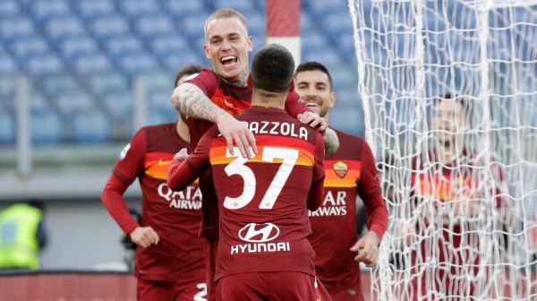 De l'air pour la Roma, victorieuse sur le fil