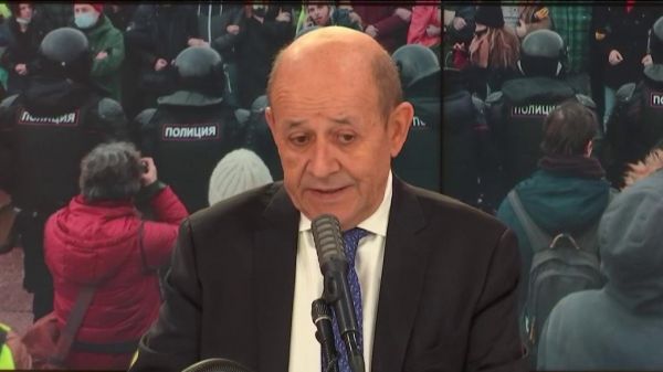 VIDEO. Arrestations en Russie : Jean-Yves Le Drian juge la "dérive autoritaire" du régime "très inquiétante"