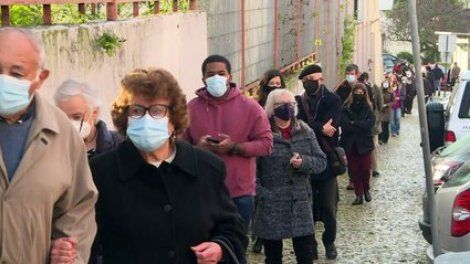 Les Portugais élisent leur président malgré l'explosion du coronavirus