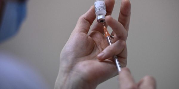 Covid-19 : l'Institut Pasteur arrête son principal projet de vaccin, moins efficace qu'espéré