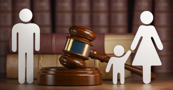 Un père antimasque rappelé à l'ordre par un juge de la Chambre de la famille
