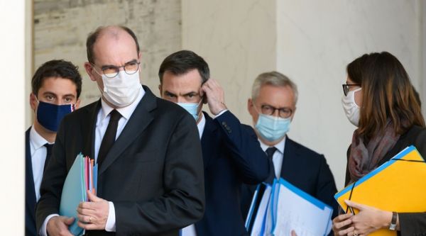 Coronavirus : Le gouvernement veut prendre son temps avant un éventuel confinement