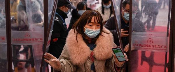 Wuhan: des proches de victimes se disent bâillonnées pendant la visite de l'OMS