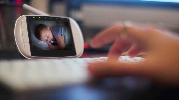 Mon congé maternité est terminé mais je suis toujours chez moi avec mon bébé - BLOG