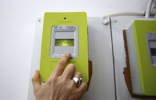 Compteur Linky: Une étudiante électrosensible attaque Enedis pour pouvoir finir ses études - 20minutes.fr - 24/04/2019