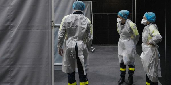 Covid-19 : Jean Castex demande « des mesures supplémentaires » pour freiner la flambée épidémique à Dunkerque
