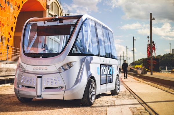 Bluebus: la filiale du groupe Bolloré s’allie à Navya pour rendre ses bus autonomes