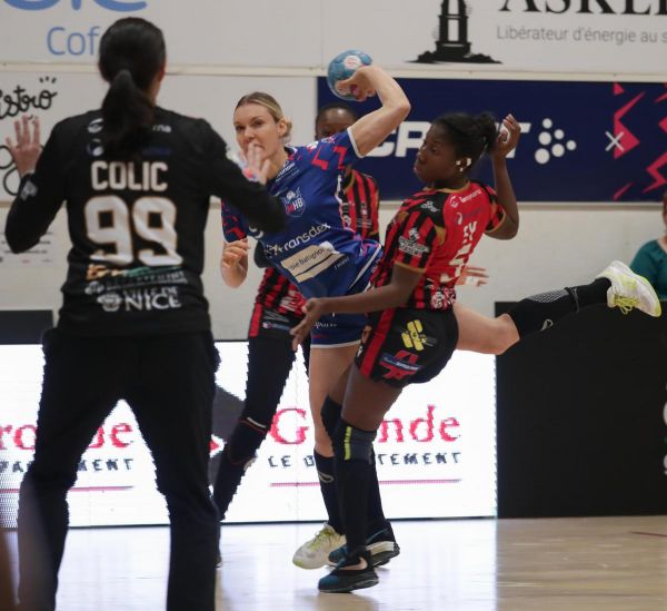 Handball: Les Niçoises veulent surfer sur leur bonne dynamique  