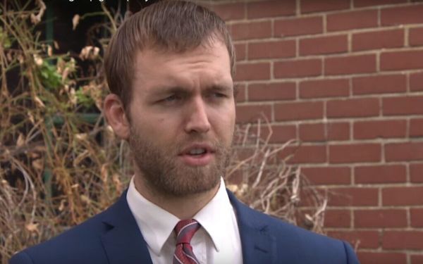 Canada : Arrestation d’un chef de parti ayant promu la haine des Juifs