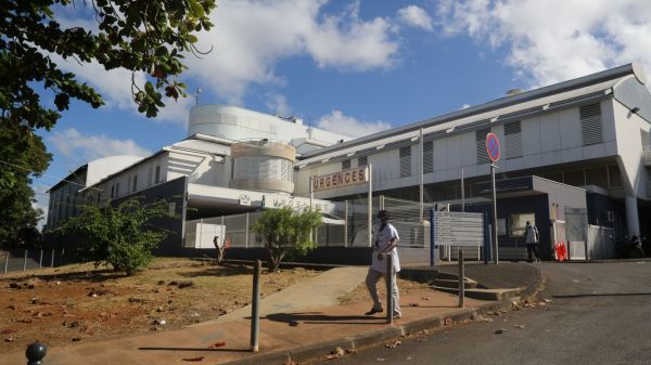 Pour faire face à l'explosion du taux d'incidence à Mayotte, des renforts envoyés sur place