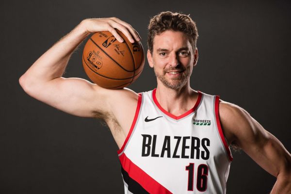 Le grand Pau Gasol est de retour au FC Barcelone