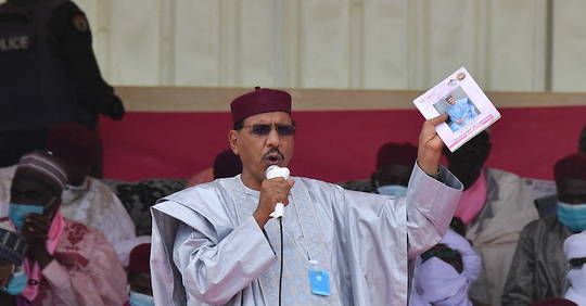 Présidentielle au Niger : Mohamed Bazoum déclaré vainqueur