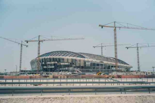 Foot - CM - Qatar - Selon The Guardian, au moins 6 500 ouvriers étrangers sont morts au Qatar depuis 2010