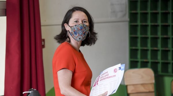 Relance: Un accord global à 10 milliards d'euros entre le gouvernement et les métropoles