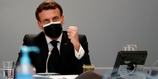 Coronavirus : Macron évoque la mise en place d'un "pass sanitaire"