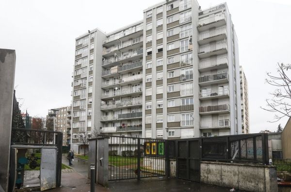 « On se croirait dans un supermarché » : plongée dans une cité aux mains des dealers, à Saint-Ouen