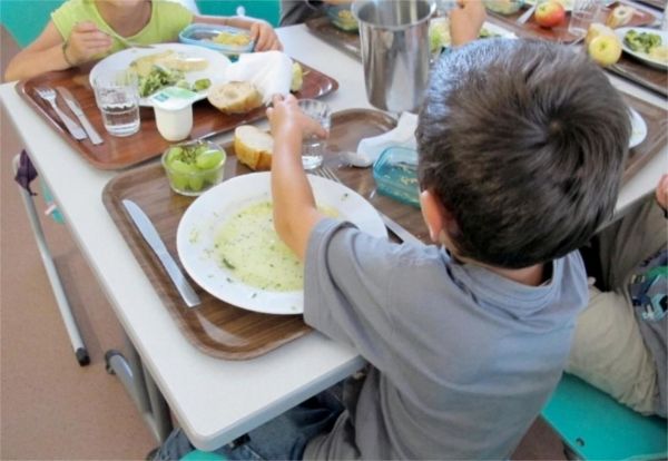 Terres de Bord, à côté de Louviers, change de cantine