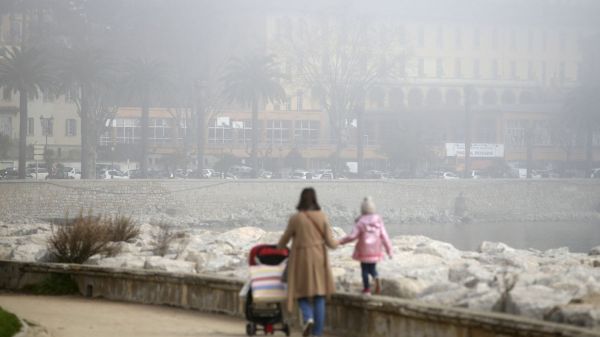 Sable du Sahara : "Ça reste moins dangereux qu'un épisode de pollution aux particules carboniques", assure un chercheur
