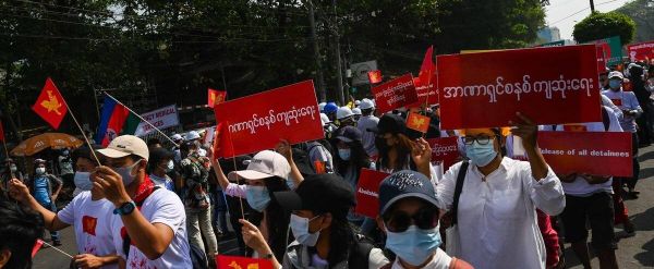 Birmanie: tirs de balles en caoutchouc contre des manifestants à Rangoun