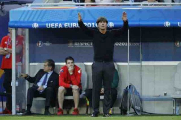 Foot - ALL - En Allemagne, Joachim Löw entrouvre la porte au retour des « anciens » en sélection