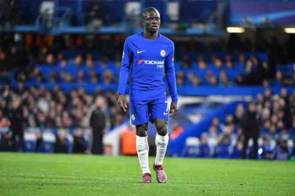 Foot - ANG - Chelsea - Compositions Chelsea-Manchester United : Kanté et Giroud titulaires, Martial remplaçant