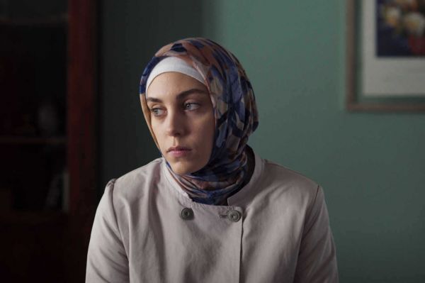 Série Bir Başkadır : portraits critiques de la société turque contemporaine