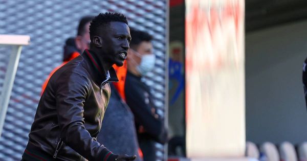 Mbaye Leye pointe un manque de qualités au Standard: "Le matériel suffisant pour atteindre nos ambitions?”
