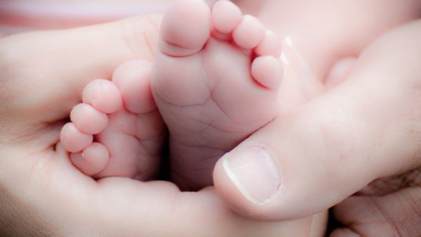 Coronavirus : un nouveau variant détecté chez un bébé avec une charge très élevée inquiète les chercheurs