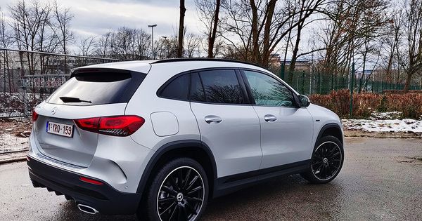Mercedes GLA 250 e - les avantages d'une prise