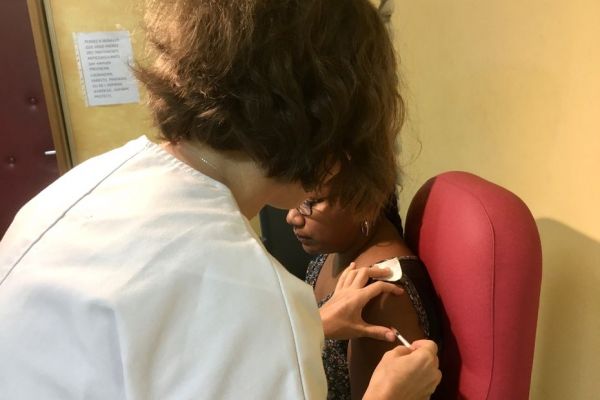 La vaccination anti-Covid s'ouvre à de nouveaux publics