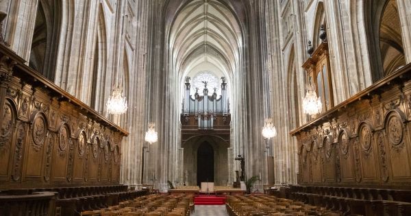 Il y aurait plus de 10.000 victimes de crimes sexuels dans l'Église française
