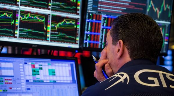 Royaume-Uni : Un patron se verse 479 millions de dollars de dividendes, un record dans le pays