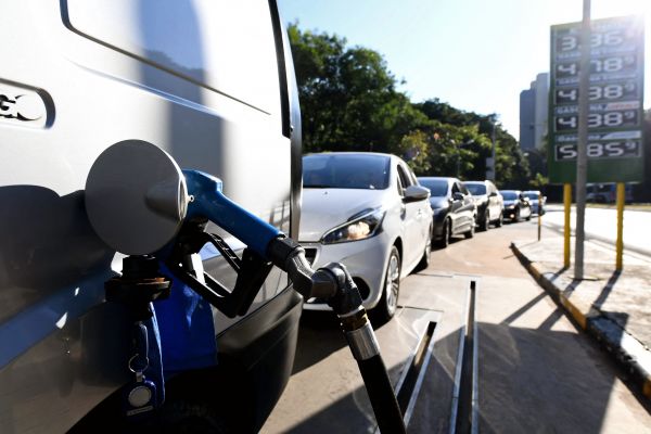 Californie : une ville interdit les stations-services