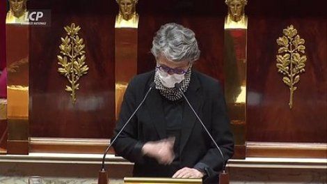 Laurence Dumont (Socialistes et apparentés) annonce le vote favorable de son groupe sur le projet de loi relatif au développement solidaire