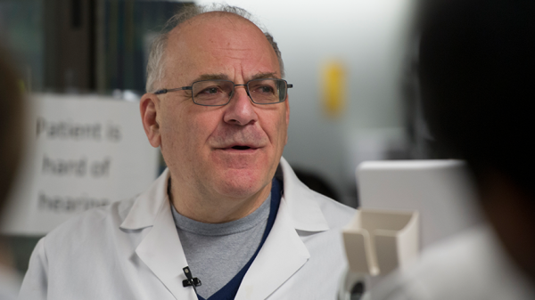 Dr Paul Marik: "Des forces obscures sont à la manœuvre, on ne veut pas que la vérité sorte"