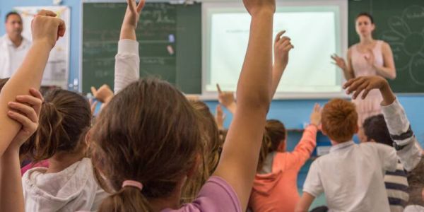 Les tests salivaires dans les écoles débutent le 12 mars à Antibes