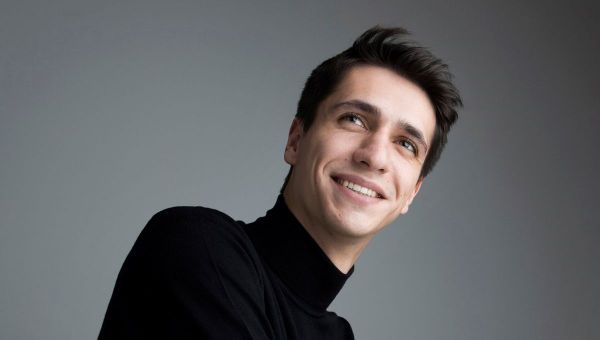 Maxime Lledo : "Il ne suffit pas de poser une caméra à l'Élysée pour que les jeunes soient entendus"