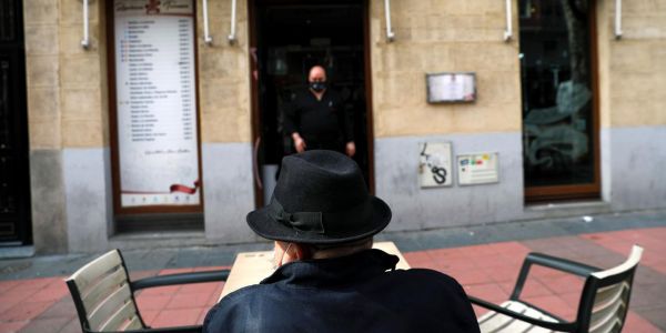 En Europe, vivre sur la durée avec le Covid-19