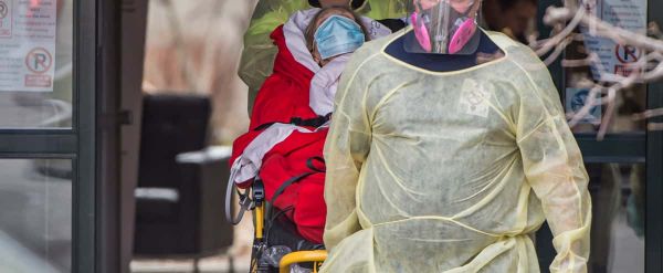 COVID-19: le nombre de décès dans les CHSLD aurait pu être réduit