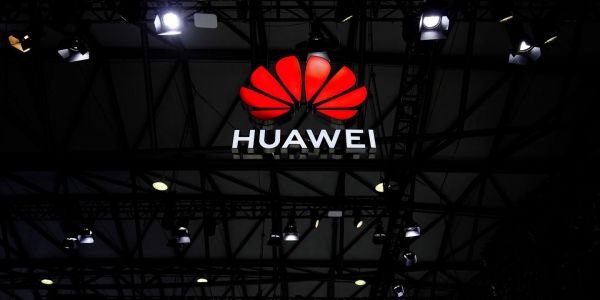 « Huawei est une arme stratégique de l'Etat chinois pour réprimer les Ouïgours »