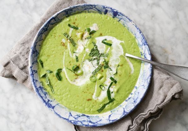 Soupe : le curry vert anti-gaspi de Carrie Solomon