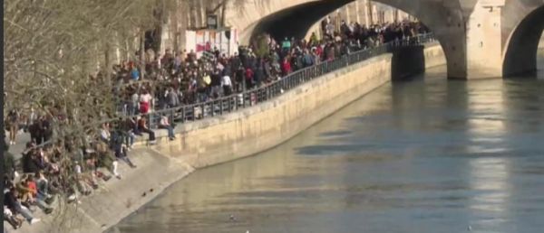 EN DIRECT - Coronavirus - La consommation d'alcool dans l'espace public interdite dans plusieurs quartiers de Paris jusqu'au 21 mars, annonce le préfet de police