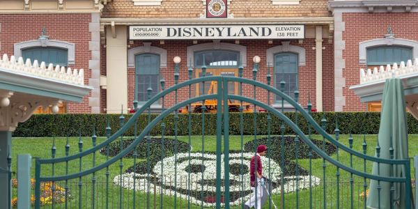 Covid-19 : la Californie entrevoit la réouverture de Disneyland et des stades au 1er avril