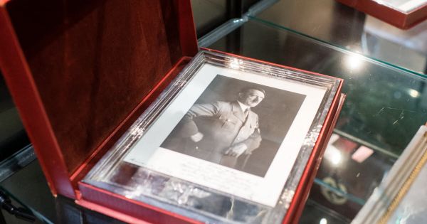 Objets nazis vendus aux enchères : phénomène inquiétant ou fait anecdotique ?