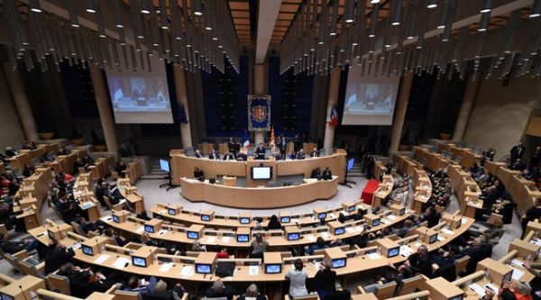 RN : Le parti d'extrême droite obtient gain de cause face à cinq ex-élus qui l'assignaient