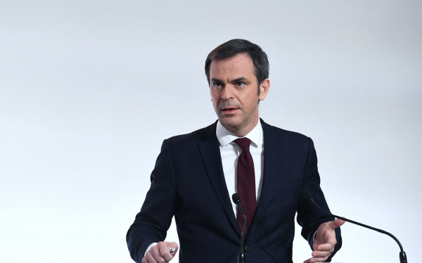 DIRECT - Coronavirus : Olivier Véran voit «l'adhésion» à la vaccination monter chez les soignants