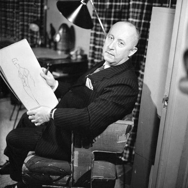 Comment des voyantes ont poussé Christian Dior à créer sa maison de couture